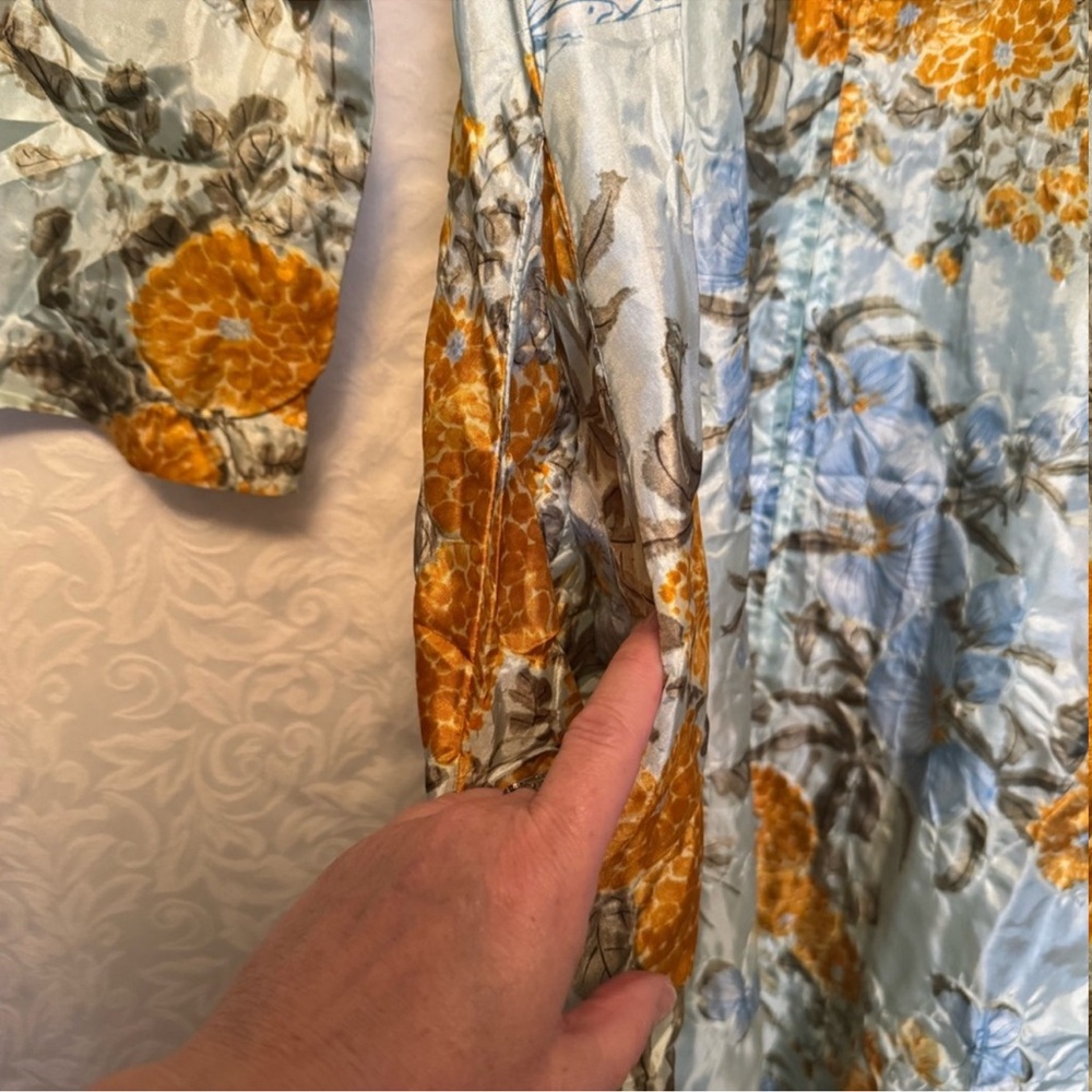 Housecoat Robe - Picture 3 of 5